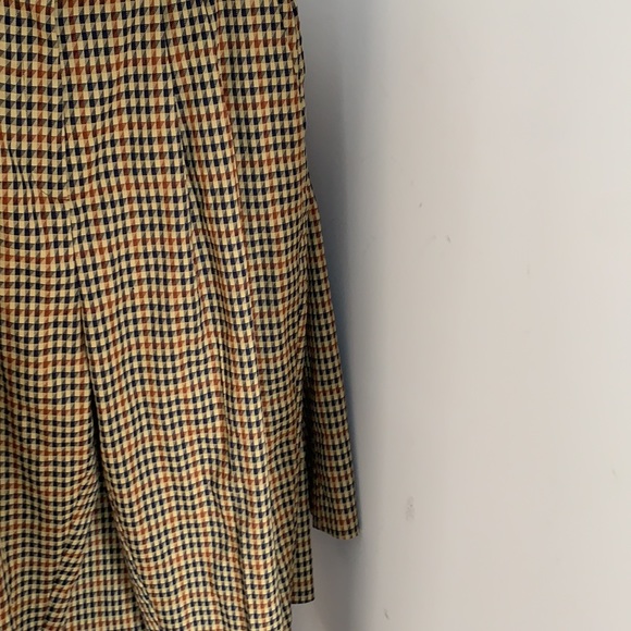 Two piece patterned suit - Picture 3 of 13